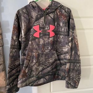 Under Armour camo sweatshirt